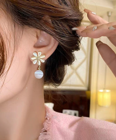 精緻香檳色銅合金花卉垂墜耳環