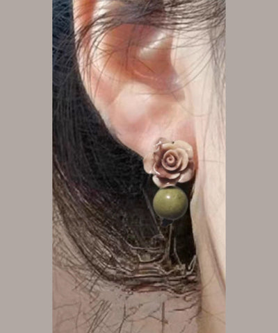 精緻淺綠銅合金扎染貝殼花卉垂墜耳環